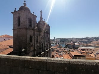 Verkenningsspel en rondleiding door de oude binnenstad van Porto